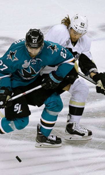 The Latest: Fehr gives Penguins 3-1 lead on Sharks in third